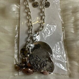 🧡10/$10 Silver Chain Necklace and Earring Set